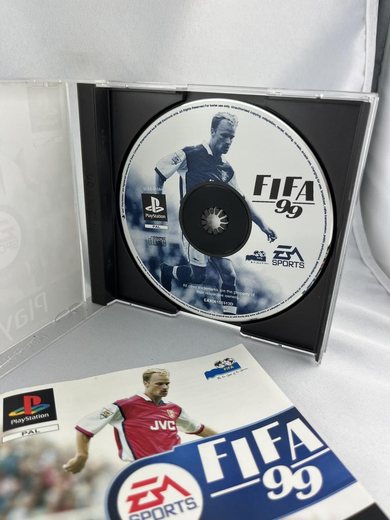 FIFA 99 Playstation 1_I_010
