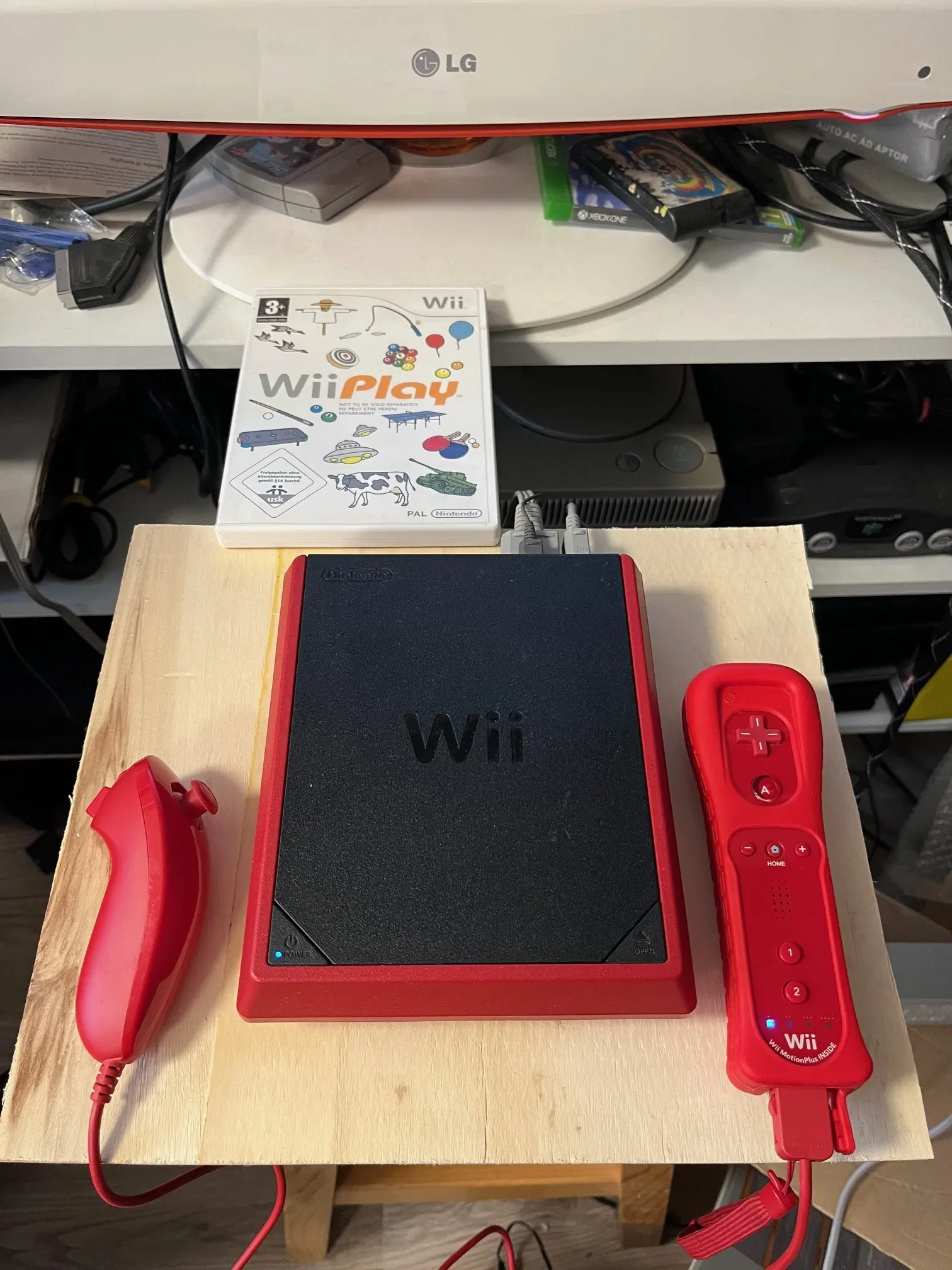 Nintendo Wii MINI konzol csomag:2