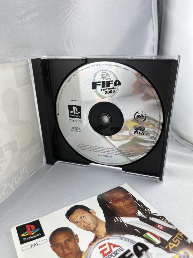 FIFA Football 2003 Playstation 1:009