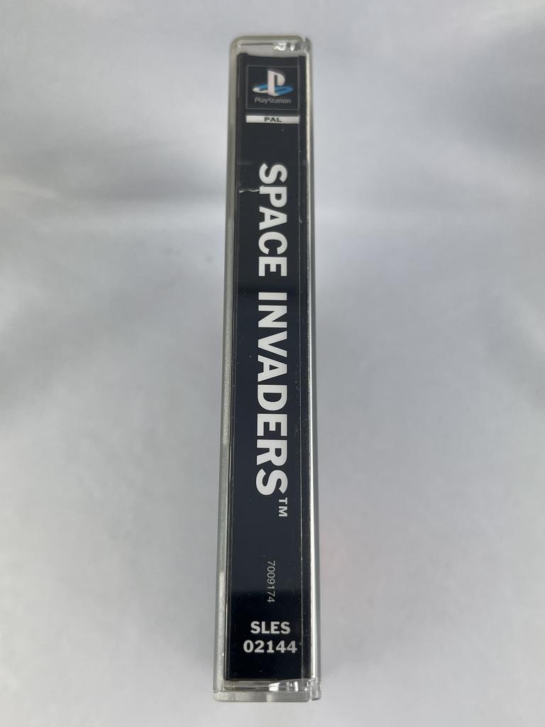 Space Invaders Playstation 1:004